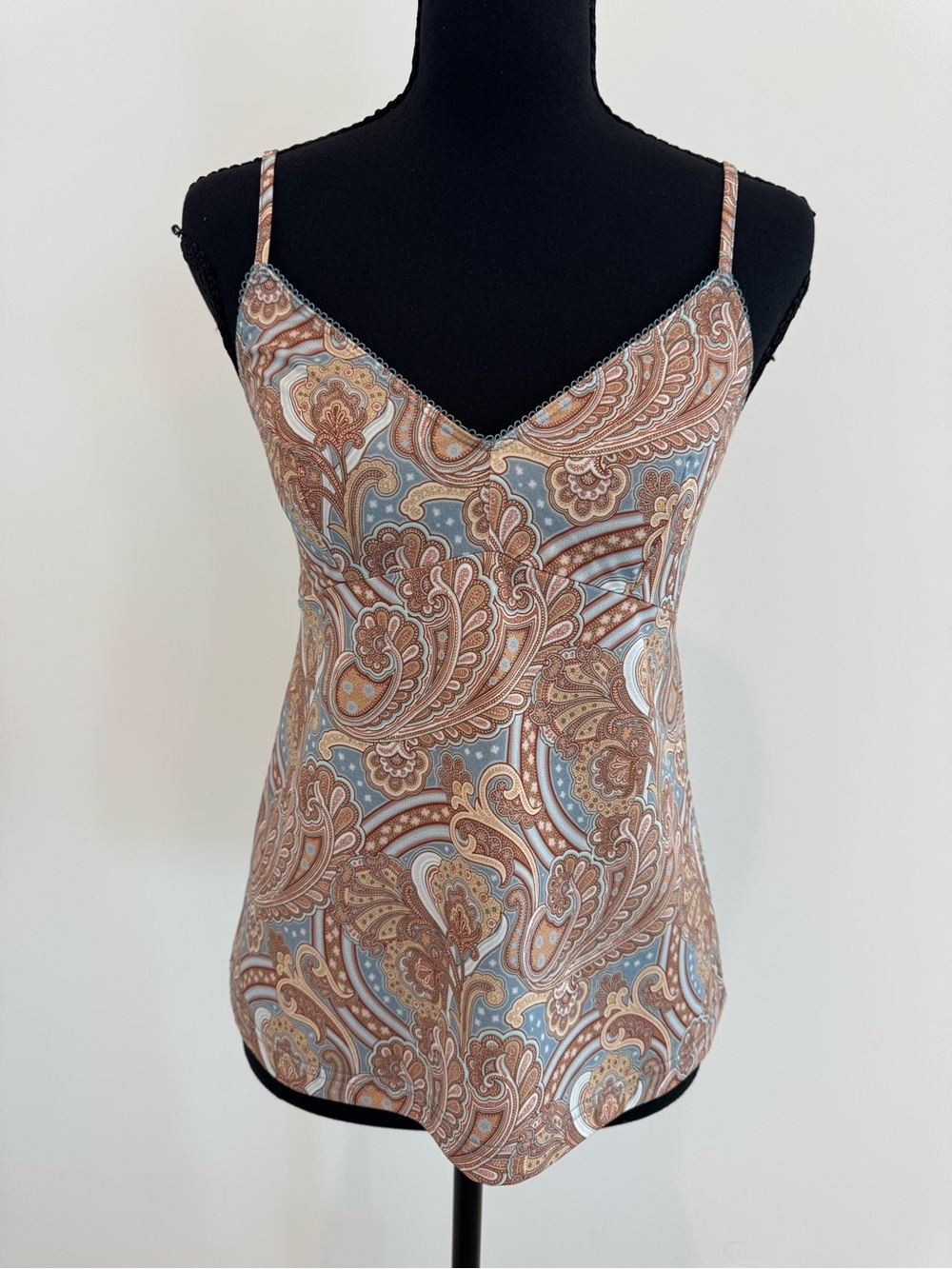 NWOT Zimmermann AU 1/ US Small Paisley Lace-Up Ruffle Blouse in Gold and blues - Picture 14 of 15